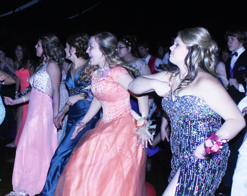 Scenes from the 2015 Kimball High School Prom - Western Nebraska Observer